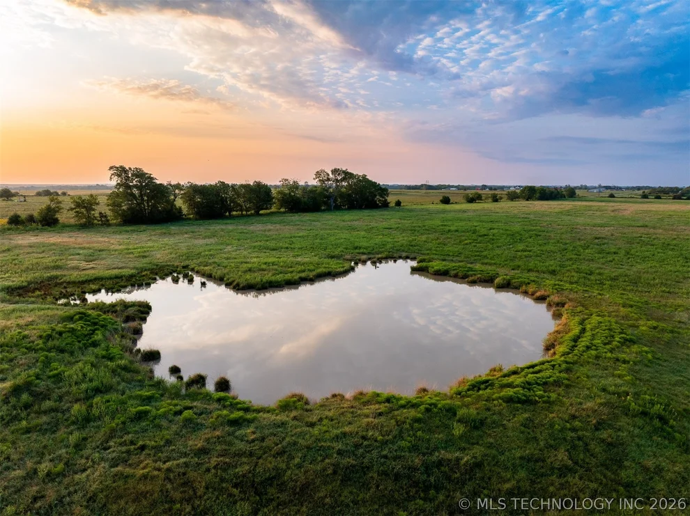 Unit for sale at 7 N 3990 Road, Dewey, OK 74029