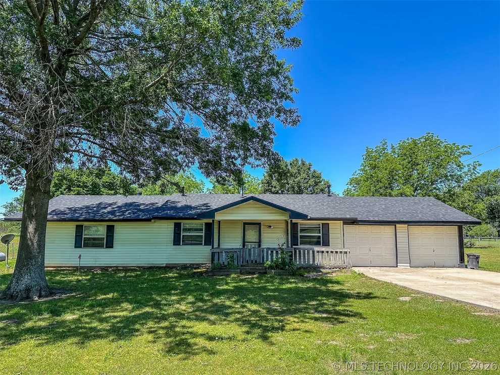 Unit for sale at 109948 S 4155 Road, Checotah, OK 74426