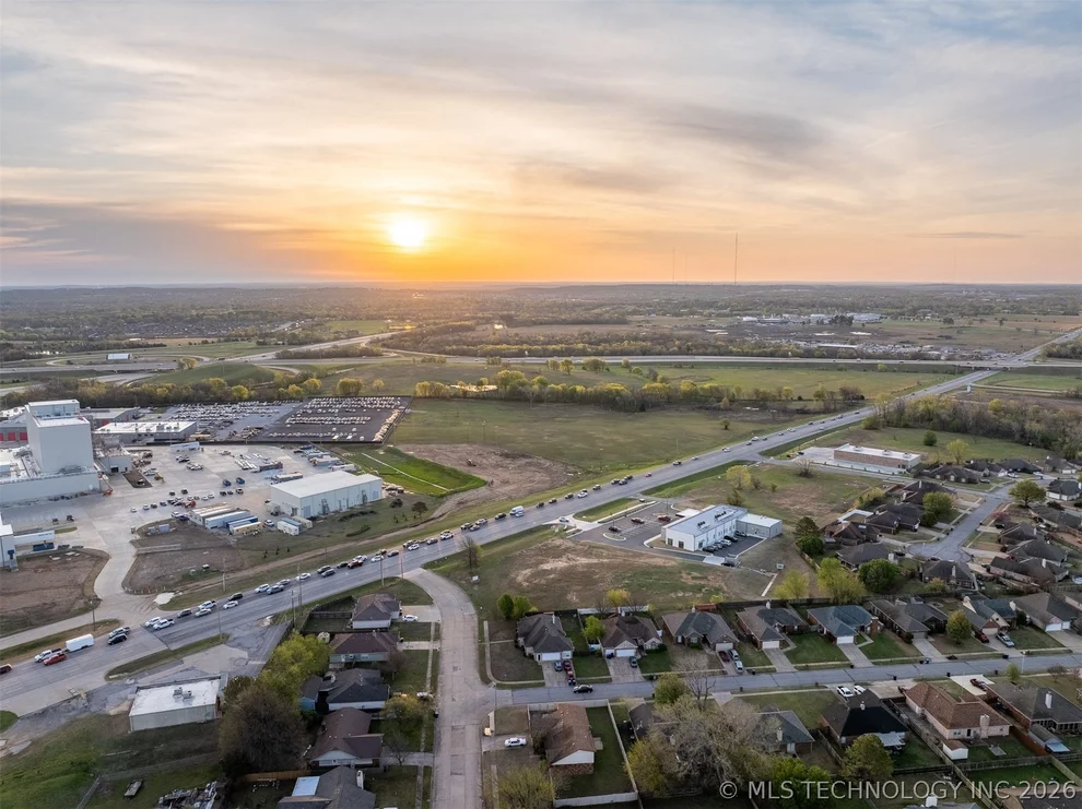Unit for sale at 01 E Hwy 51, Broken Arrow, OK 74014