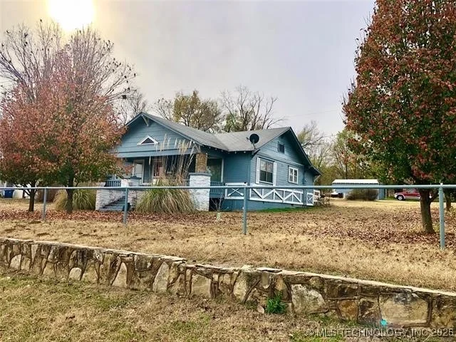 Unit for sale at 704 S Pennsylvania Avenue, Drumright, OK 74030