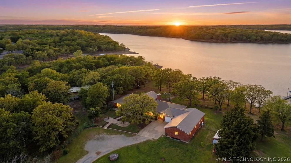 Unit for sale at 111480 S 4180 Road, Checotah, OK 74426