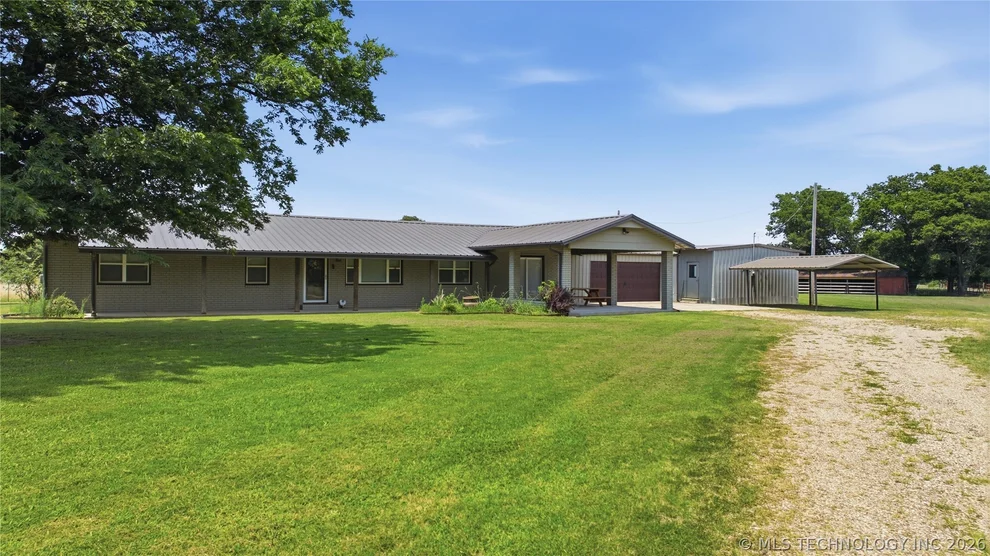Unit for sale at 422985 E 1080 Road, Checotah, OK 74426