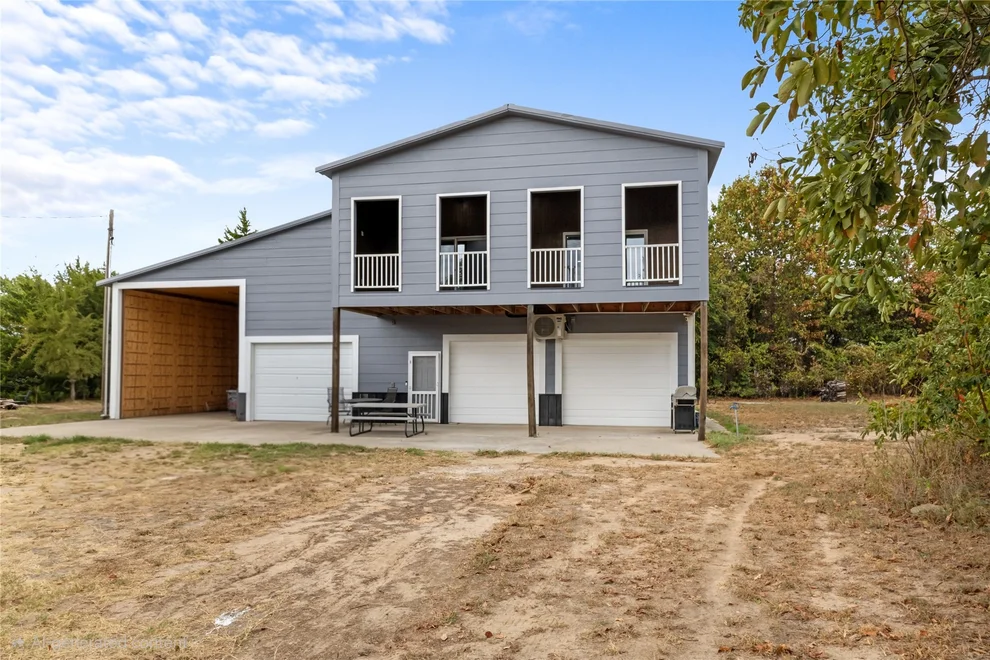 Unit for sale at 116781 4207 Road, Eufaula, OK 74432