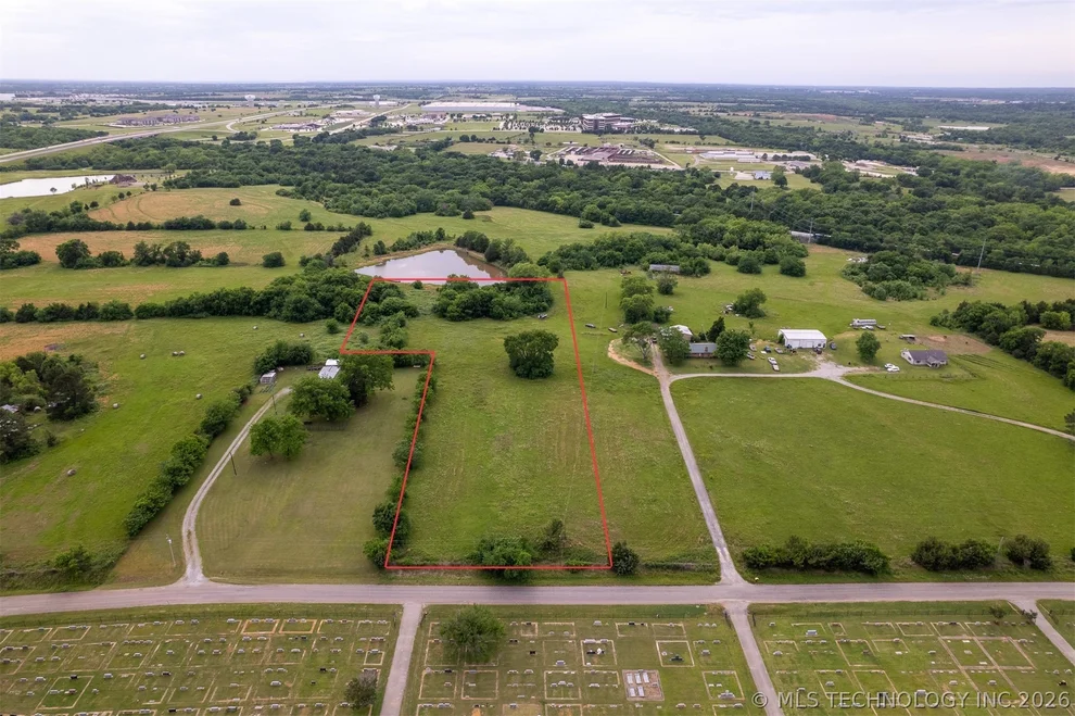 Unit for sale at Cemetery Road, Durant, OK 74701