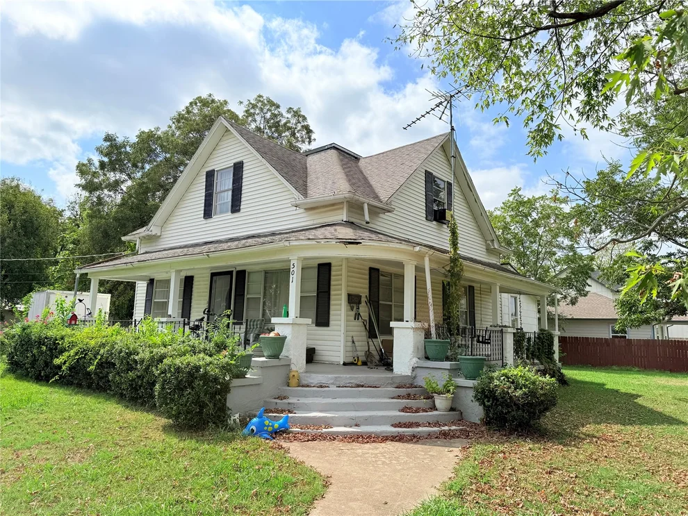 Unit for sale at 501 W El Paso Street, Broken Arrow, OK 74012
