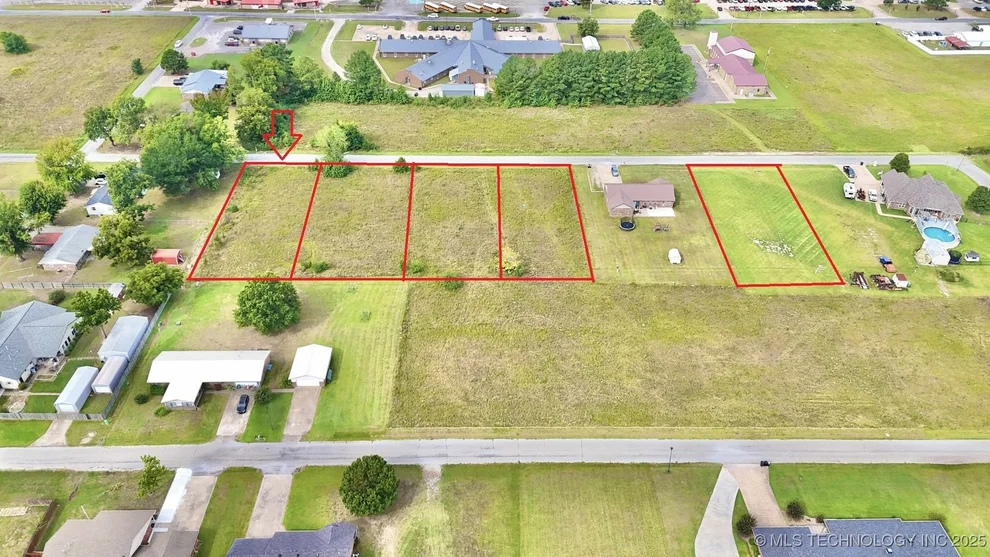 Unit for sale at 8 NW 6th Street, Stigler, OK 74462