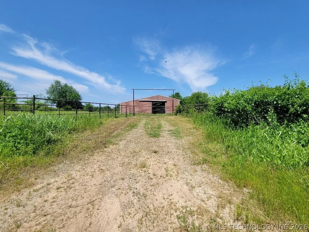 Unit for sale at Coon Creek Road, Eufaula, OK 74432