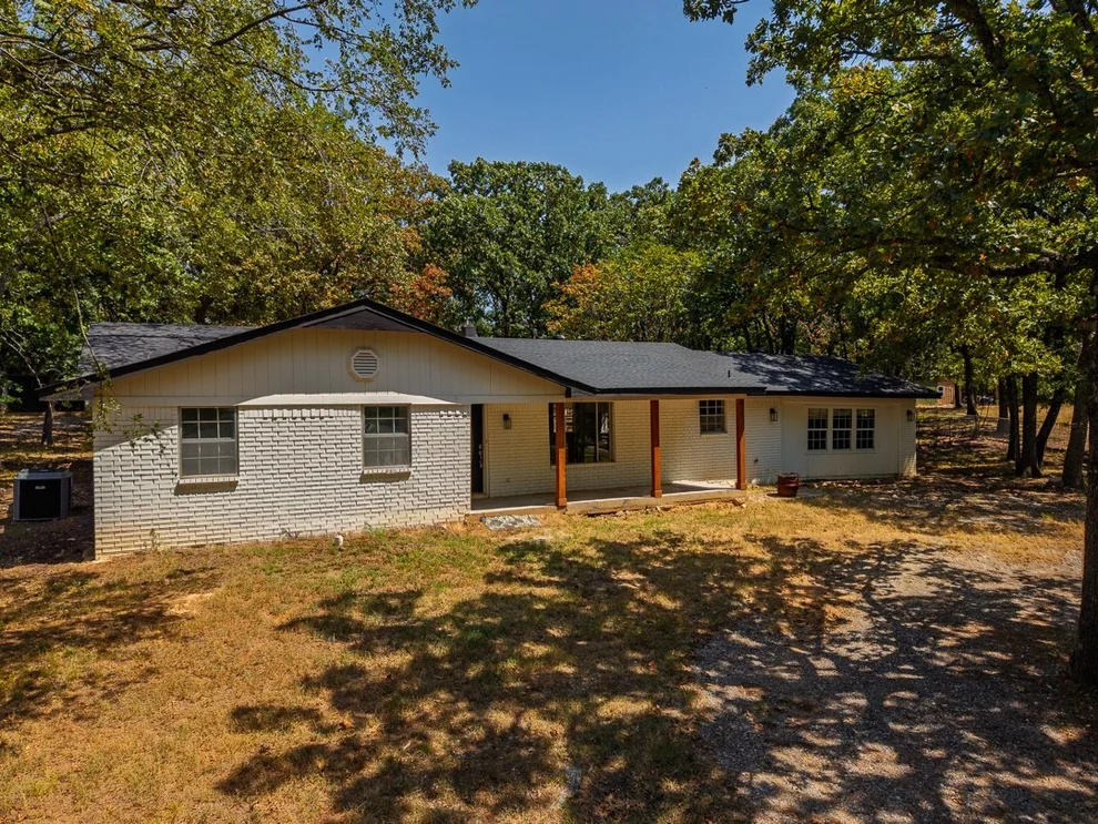 Unit for sale at 2418 N 49th Avenue, Durant, OK 74701