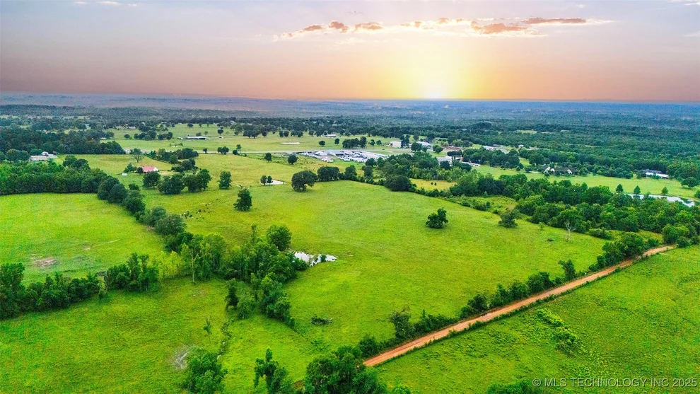 Unit for sale at 1 N Cornerstone Lane, Idabel, OK 74745