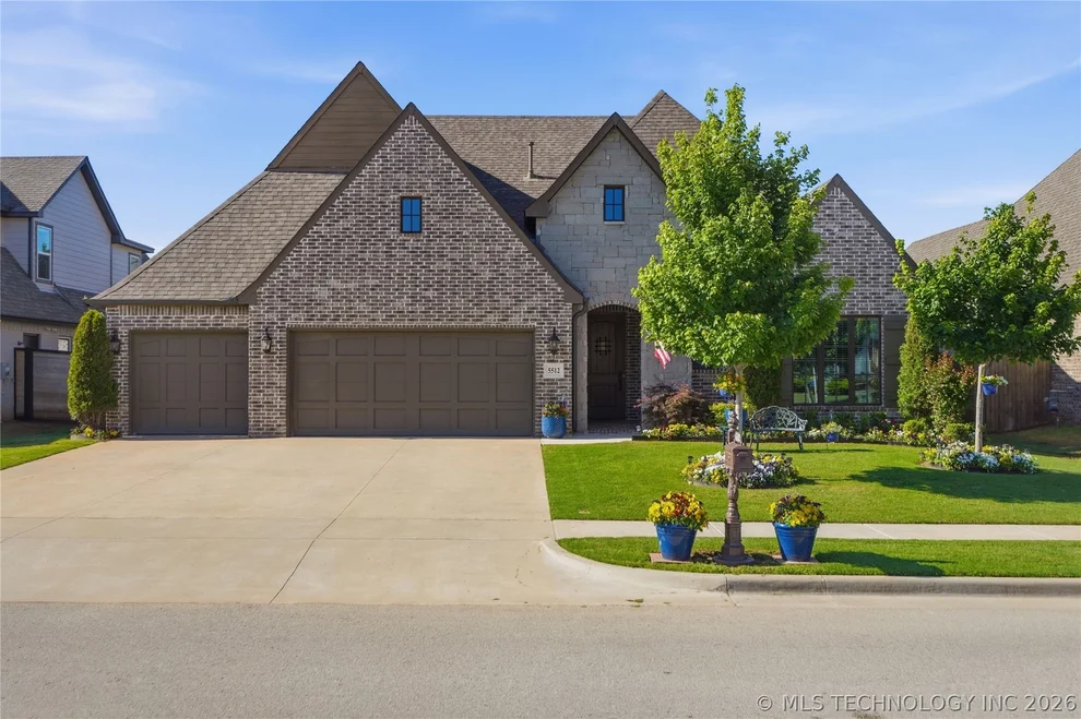 Unit for sale at 5512 E 124th Street S, Bixby, OK 74008