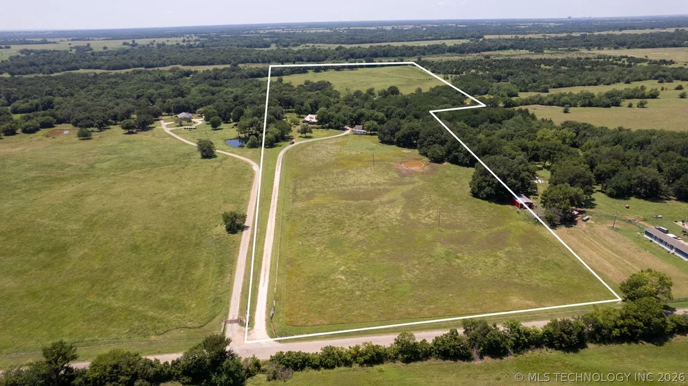 Unit for sale at 2464 S Roberta Road, Durant, OK 74701