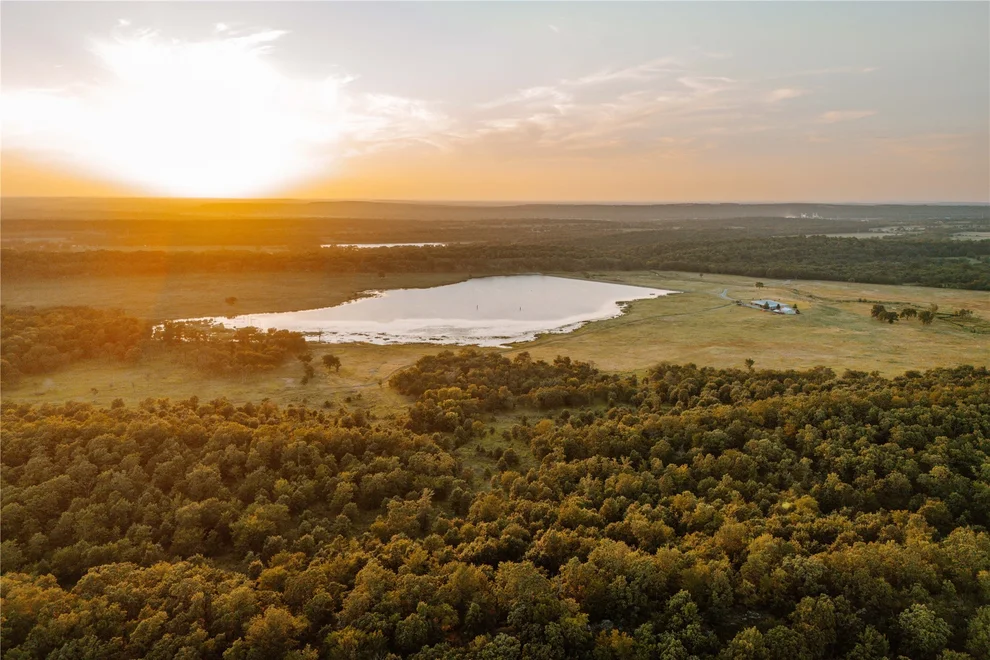 Unit for sale at 14202 E Reynolds Road, Kiowa, OK 74553