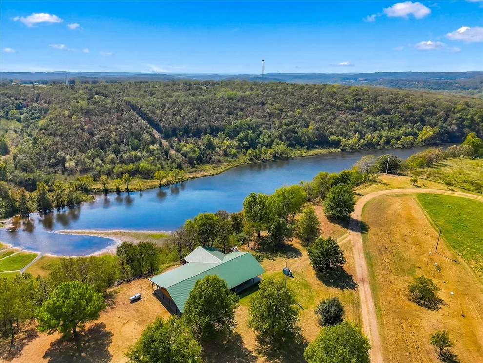 Unit for sale at 98482 S 4611, Sallisaw, OK 74945