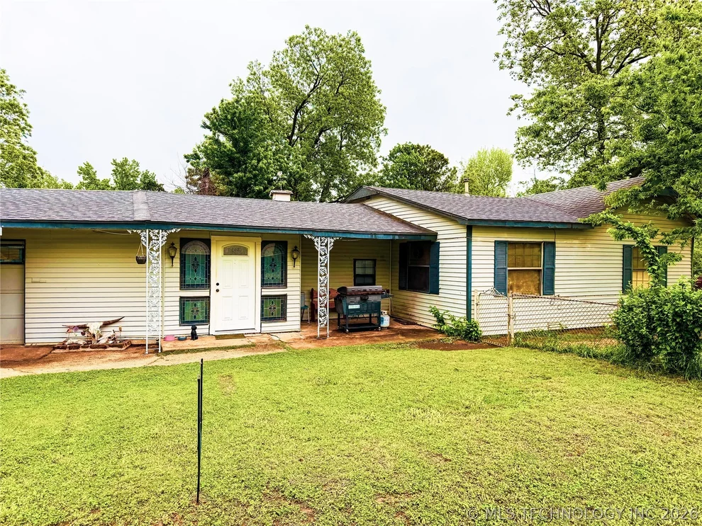 Unit for sale at 208 S Campbell Avenue, Oilton, OK 74052
