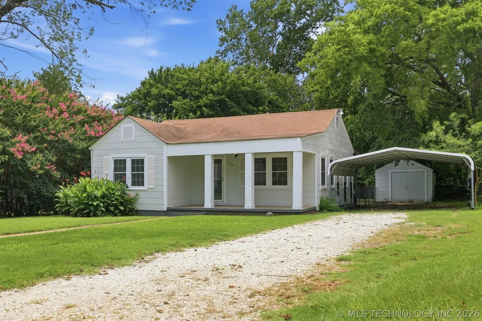 Unit for sale at 509 N 18th, Durant, OK 74701
