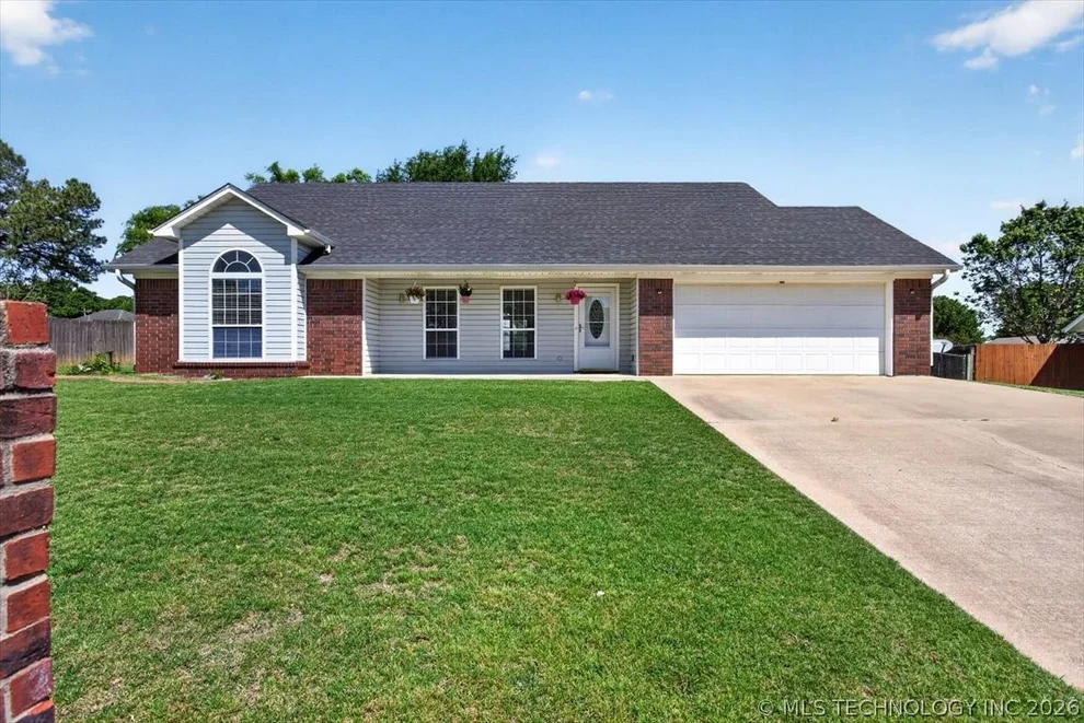Unit for sale at 1602 Cottonwood Drive, Poteau, OK 74953