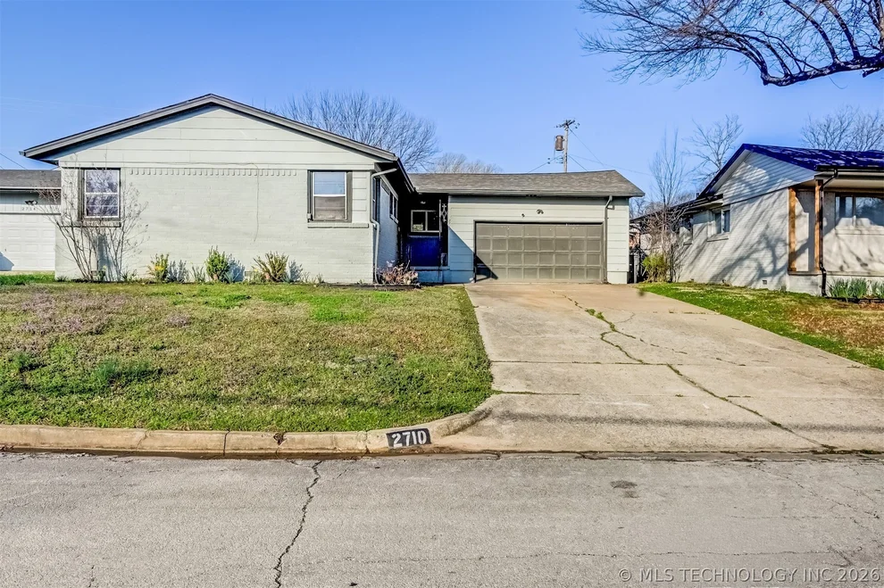 Unit for sale at 2710 S Hudson Place, Tulsa, OK 74114
