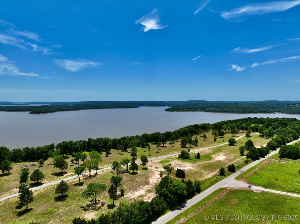 Unit for sale at 22 Kathy Lane, Eufaula, OK 74432