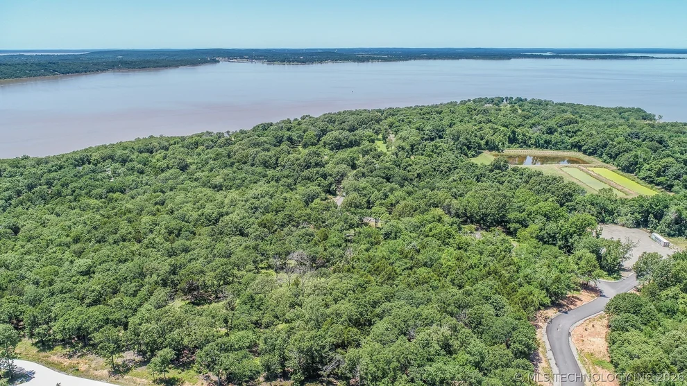 Unit for sale at 139 Patriot Pointe, Eufaula, OK 74432