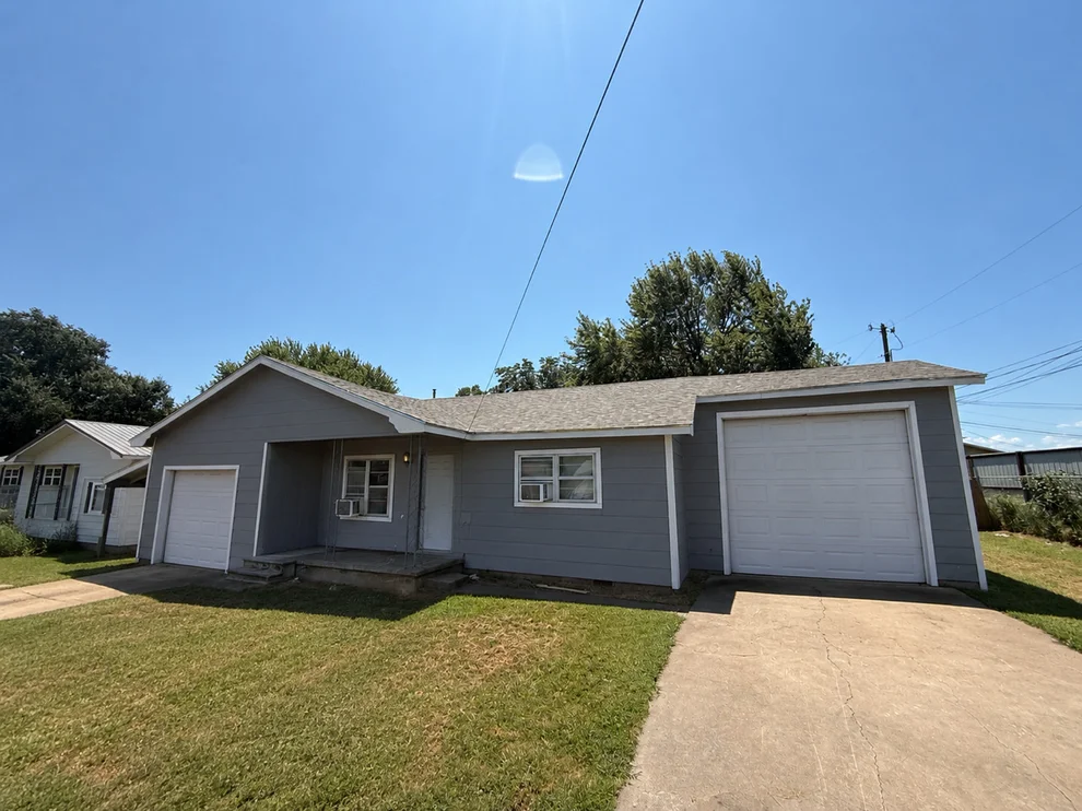 Unit for sale at 712 Nichols Avenue, Checotah, OK 74426