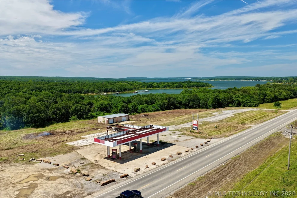 Unit for sale at 2 Highway 9, Eufaula, OK 74462