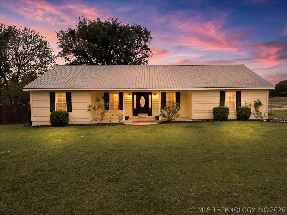 Unit for sale at 951 Alberty Lane, Westville, OK 74965
