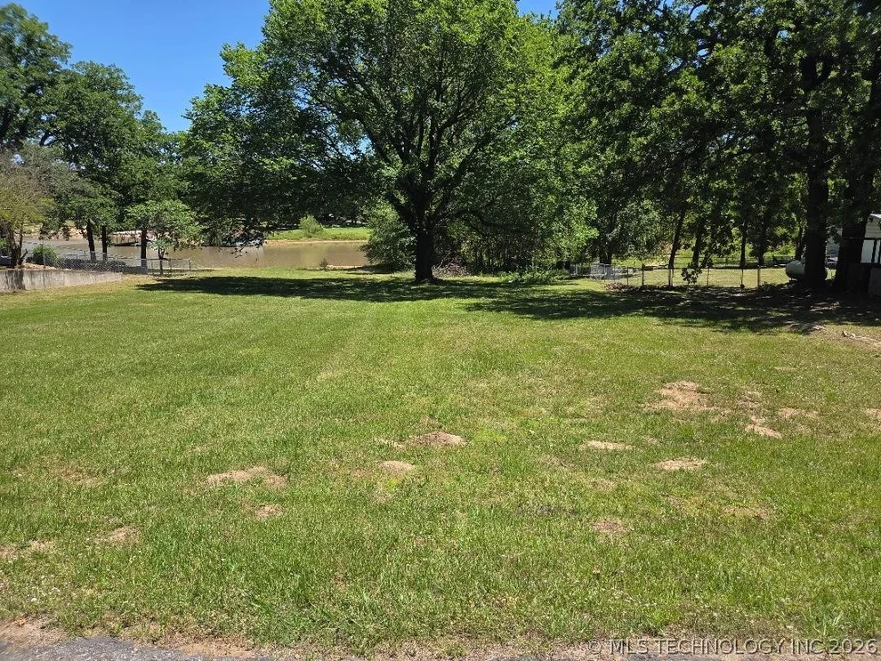 Unit for sale at Quail Drive, Eufaula, OK 74432