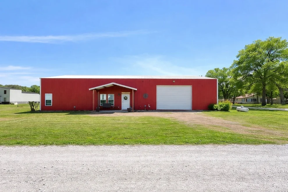 Unit for sale at 12393 Waynes Place, Kingston, OK 73439