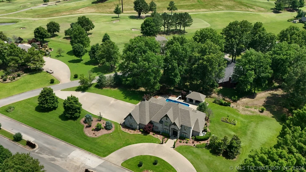 Unit for sale at 870 Cherry Springs Drive, Tahlequah, OK 74464