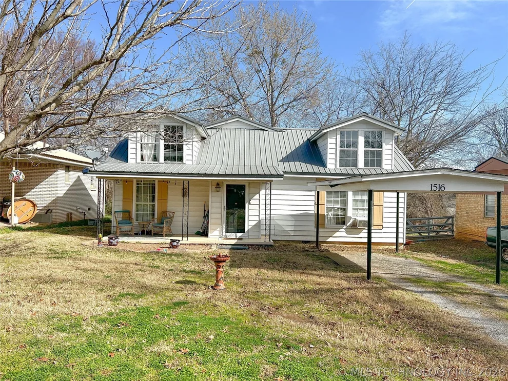 Unit for sale at 1516 N 10th Avenue, Durant, OK 74701