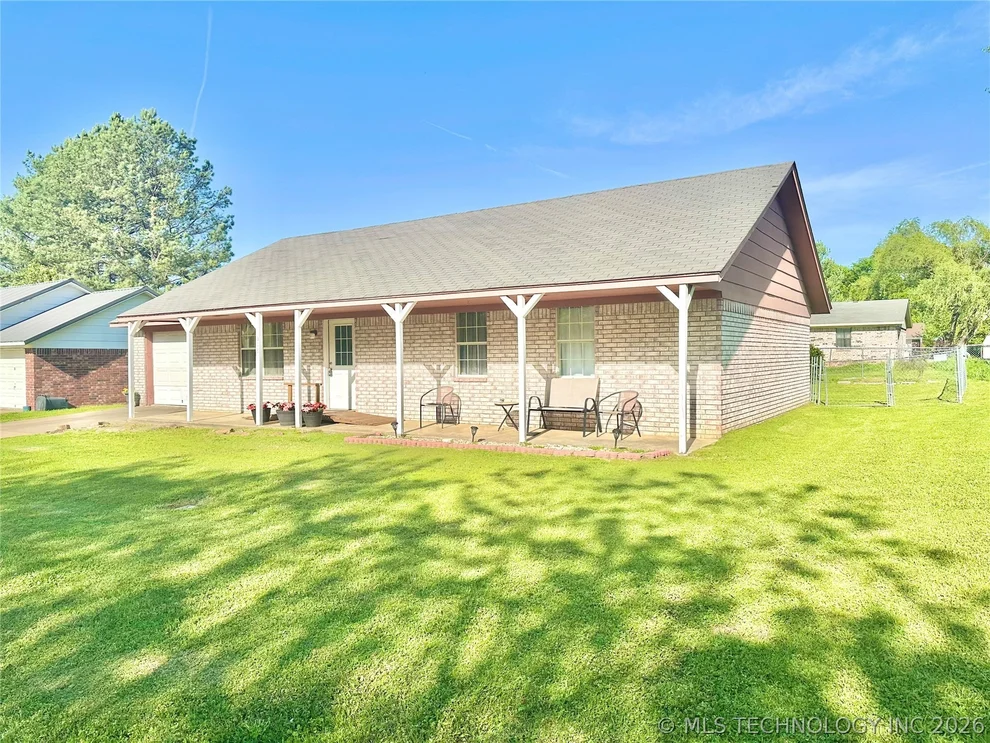 Unit for sale at 318 Ted Allen Lane, Stigler, OK 74462
