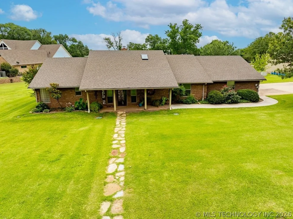 Unit for sale at 8567 Lake View Drive, Kingston, OK 73439