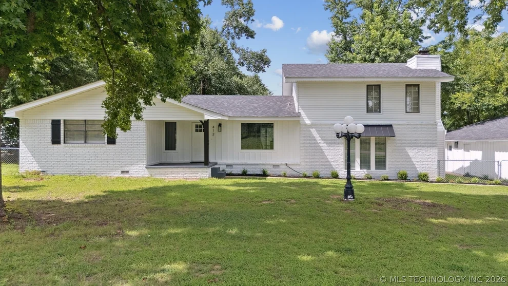 Unit for sale at 412 W Roger Street, Oilton, OK 74052