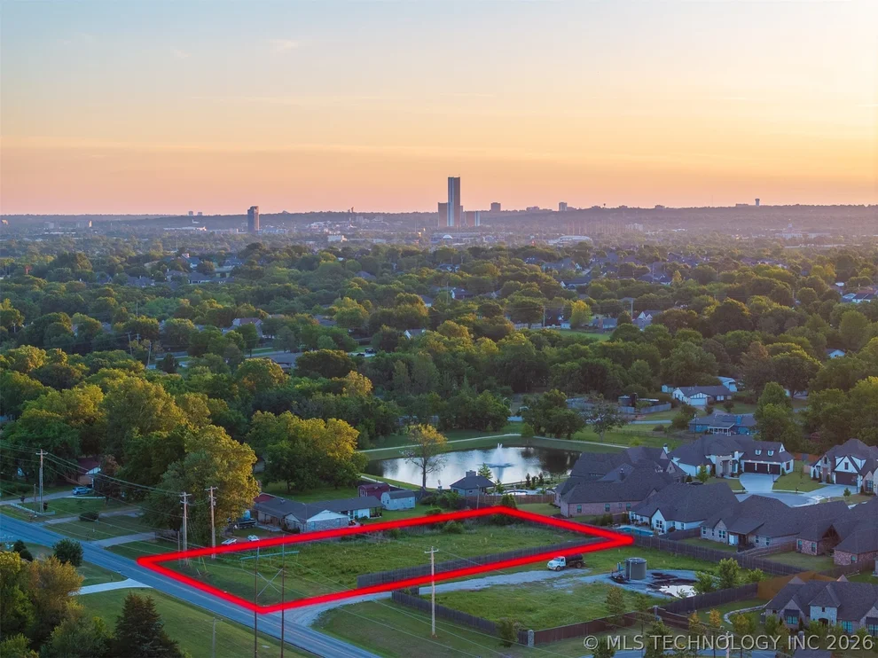 Unit for sale at 11411 S Elwood Avenue, Jenks, OK 74037