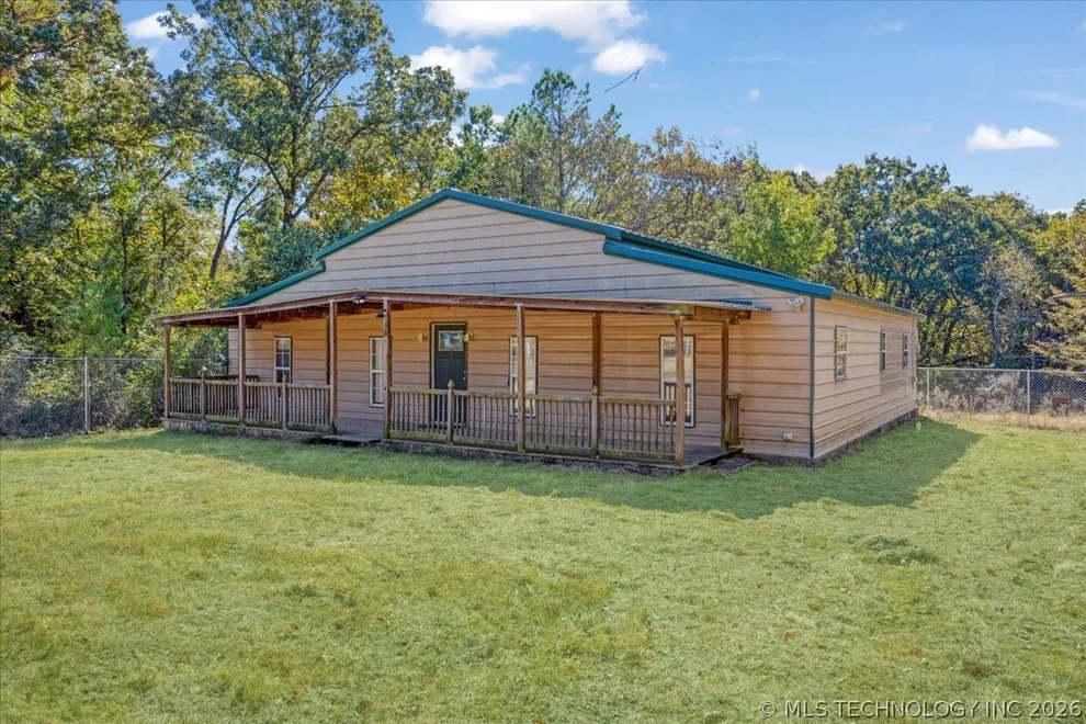 Unit for sale at 136 Pine Street, Mead, OK 73449