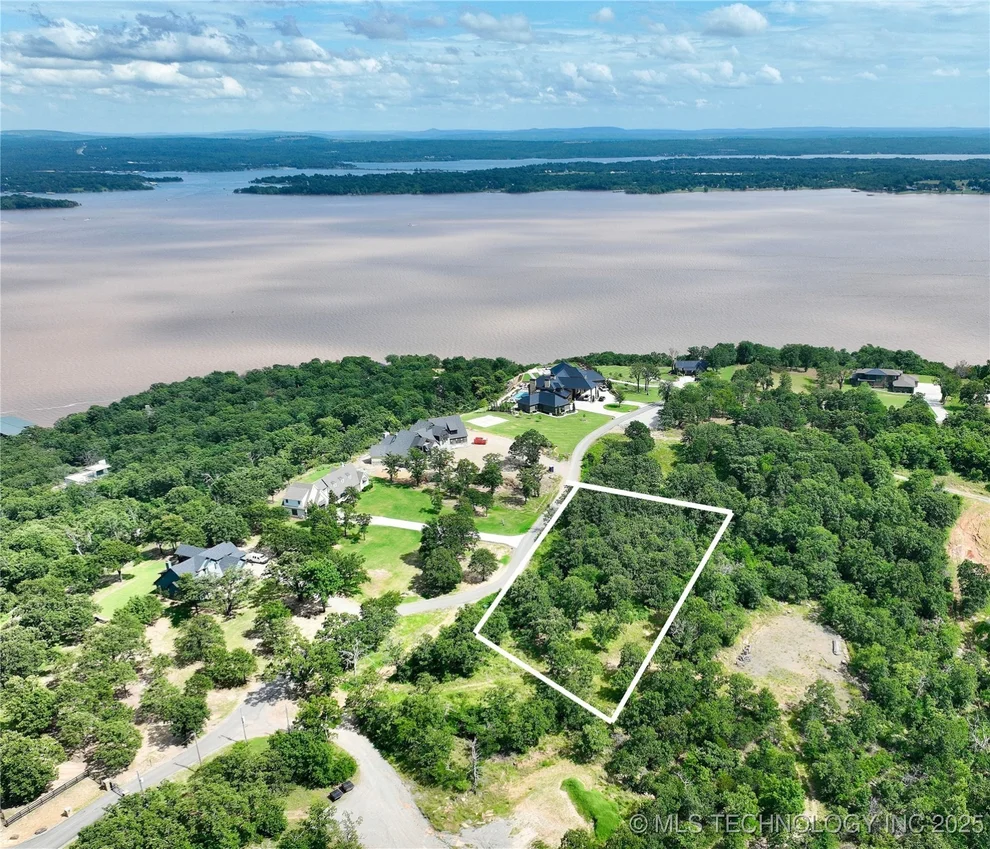 Unit for sale at 501 Stone Ridge Road, Eufaula, OK 74432