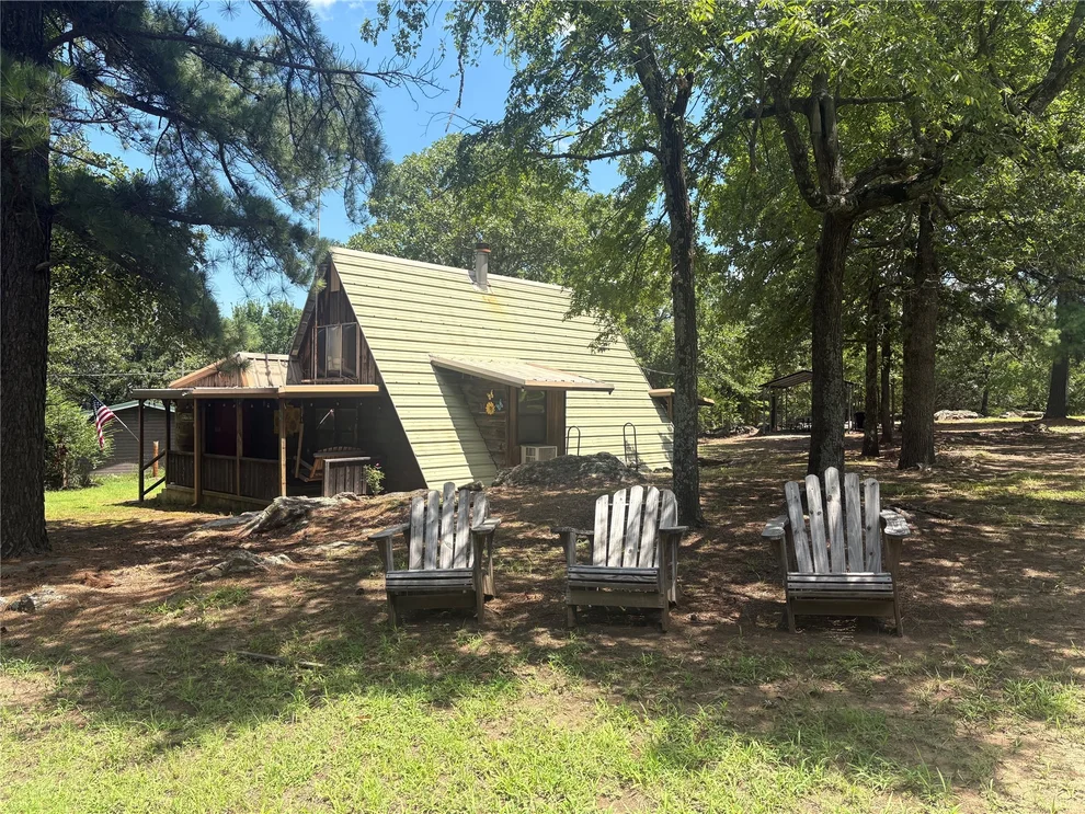 Unit for sale at 979 County Line Road, Eufaula, OK 74432