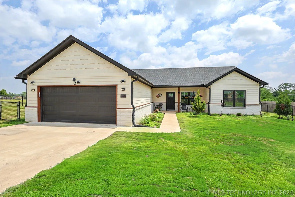 Unit for sale at 25082 S 519 Road, Park Hill, OK 74451