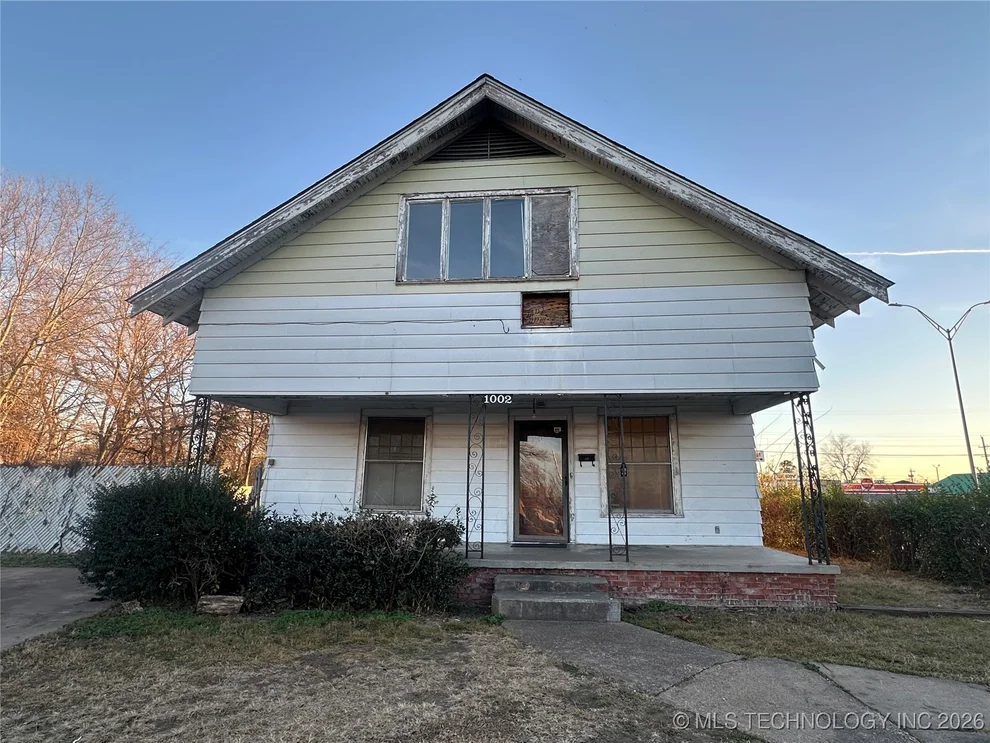 Unit for sale at 1002 E 3rd Street, Okmulgee, OK 74447