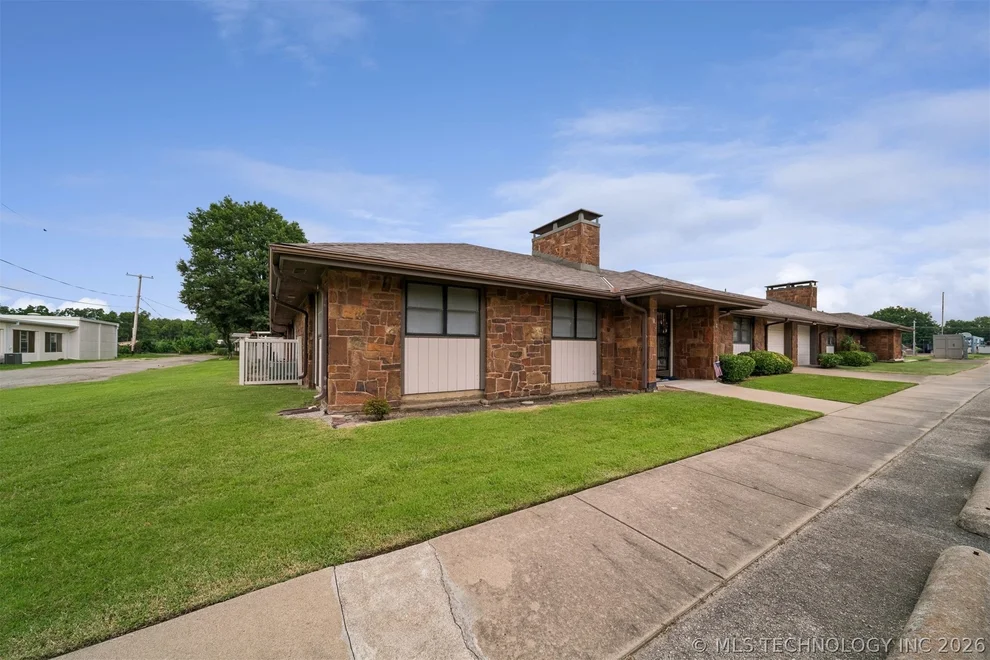 Unit for sale at 313 E Angus Avenue, Dewey, OK 74029