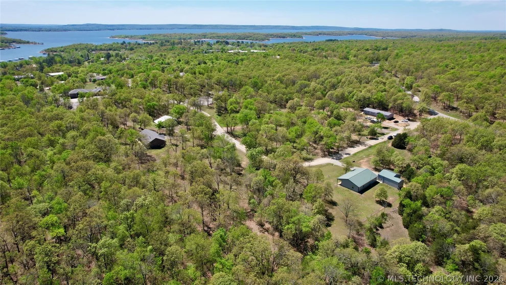 Unit for sale at 25 Duchess Creek, Porum, OK 74455