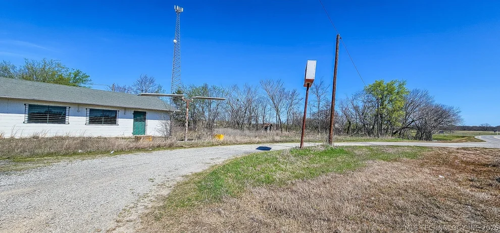 Unit for sale at 1 Hwy 9 W, Eufaula, OK 74432