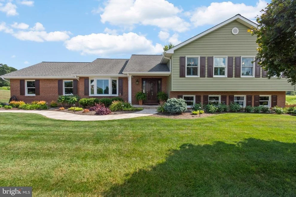Unit for sale at 3206 EVES WAY, HAMPSTEAD, MD 21074