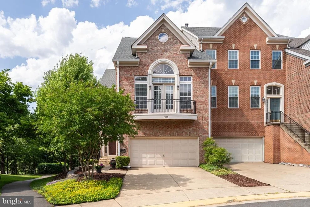 Unit for sale at 1925 LOGAN MANOR DRIVE, RESTON, VA 20190