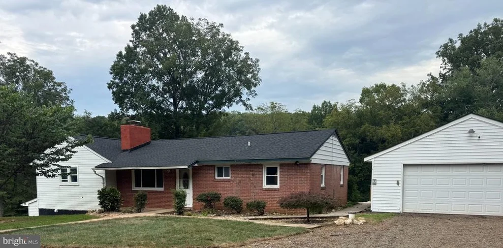 Photo of 5327 Lee Highway, Warrenton, VA 20187