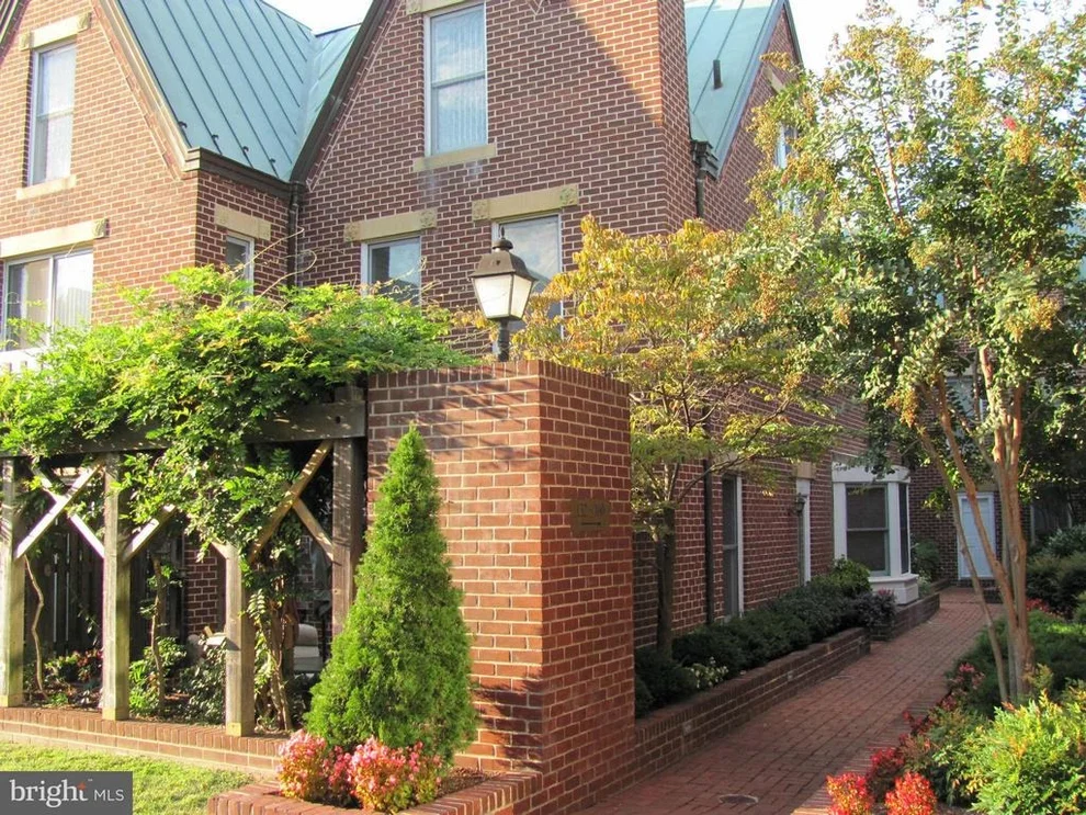 Unit for sale at 134 UNION STREET N, ALEXANDRIA, VA 22314