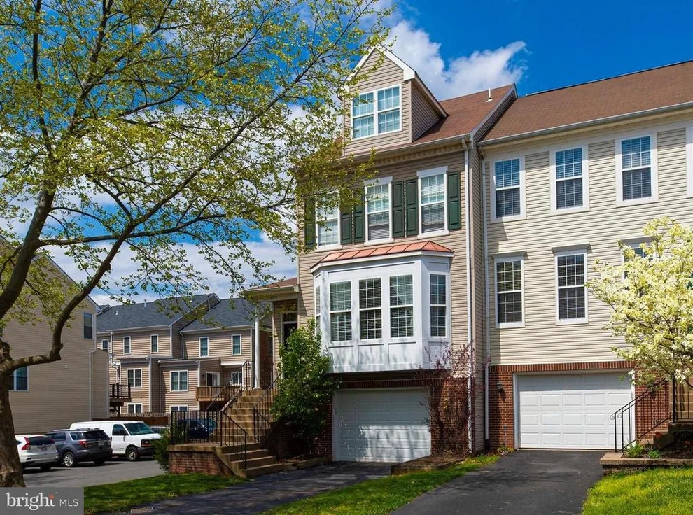 Unit for sale at 14717 BEAUMEADOW DRIVE, CENTREVILLE, VA 20120