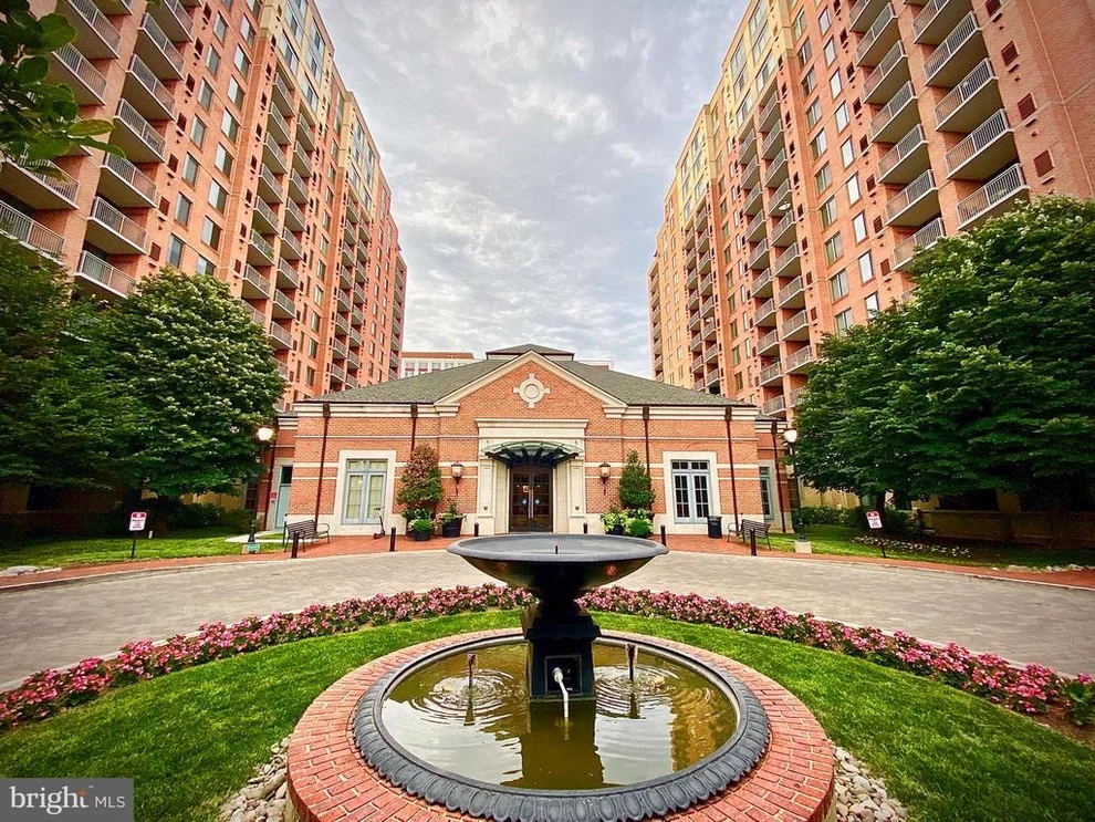 Unit for sale at 11710 OLD GEORGETOWN ROAD, NORTH BETHESDA, MD 20852
