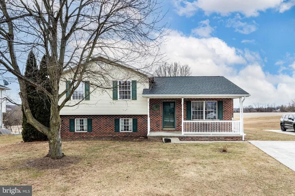 Unit for sale at 17 GETTYSBURG COURT, LITTLESTOWN, PA 17340