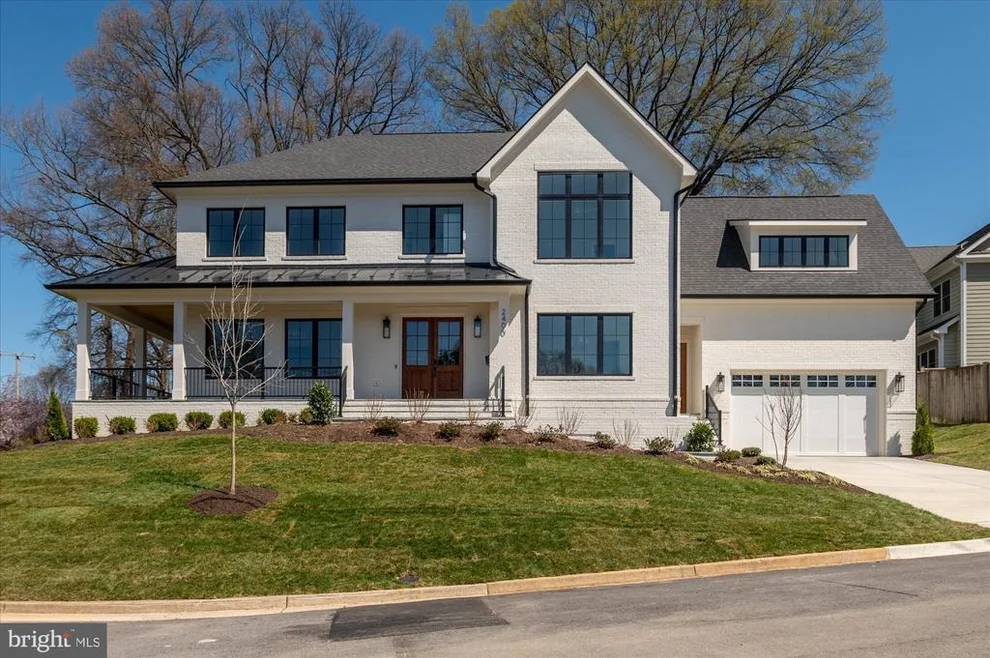 Unit for sale at 2400 N LINCOLN STREET, ARLINGTON, VA 22207